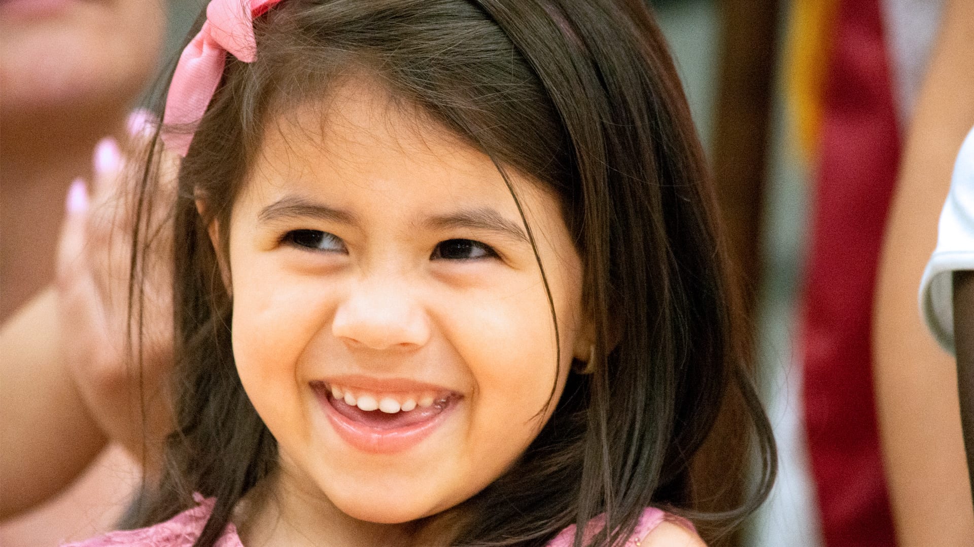 Portrait of a smiling little girl