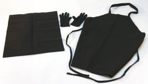 Accessory pack 2 containing gloves apron and mat