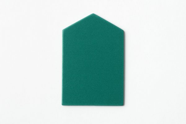 Single, undrilled green “house”-shaped card